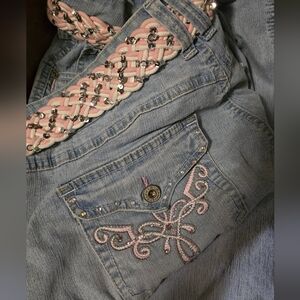 Like New Angels size 20W capris with matching pink blingy belt